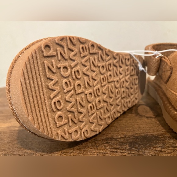 Toddler pawz - Picture 6 of 7